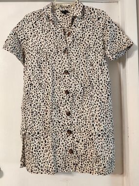 Short Sleeve Button-Front Dress in Cream Leopard Print